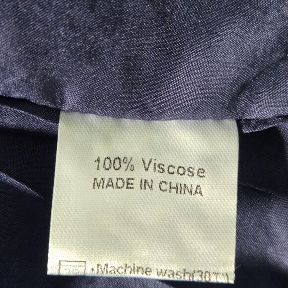 New Blue Eyelet V-Neck Long Sleeve – Size XLarge - Dressy Casual Blouse - Picture 5 of 6